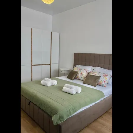 Lägenhet Vlady Magic By